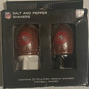 NFL Salt and Pepper Shakers - Brown and Red San Francisco 49ers